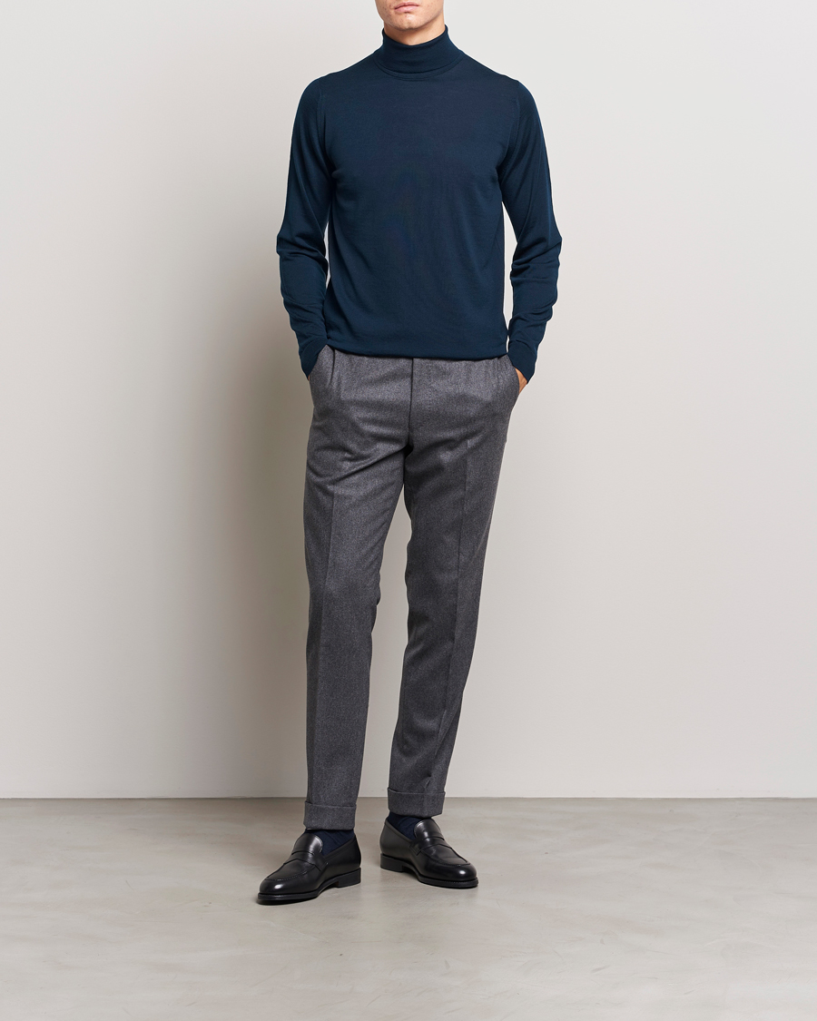 Heren | Truien | John Smedley | Cherwell Extra Fine Merino Rollneck Orion Green