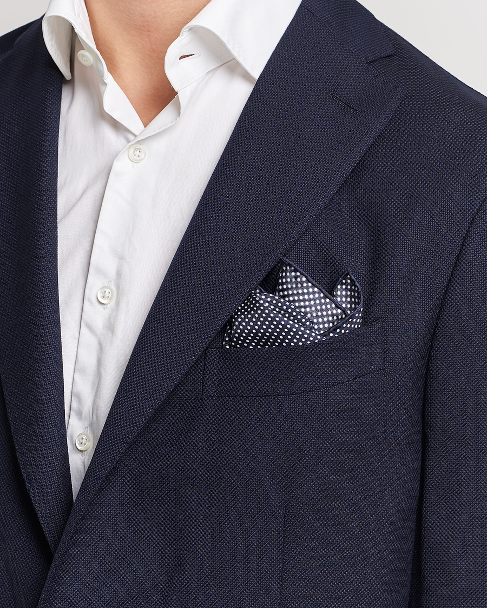 Heren | Eton | Eton | Silk Polka Dot Pocket Square Navy