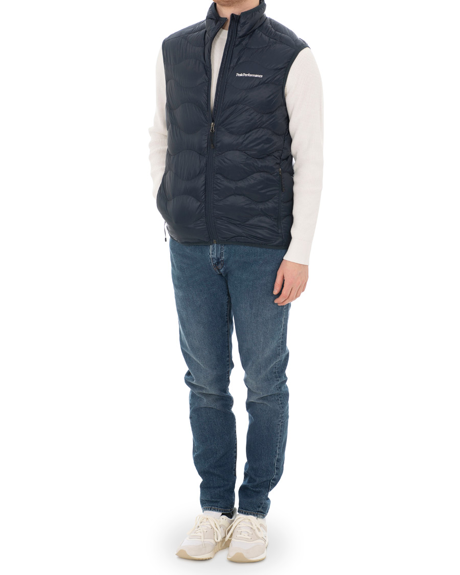 Heren | Jassen | Peak Performance | Helium Vest Blue Shadow