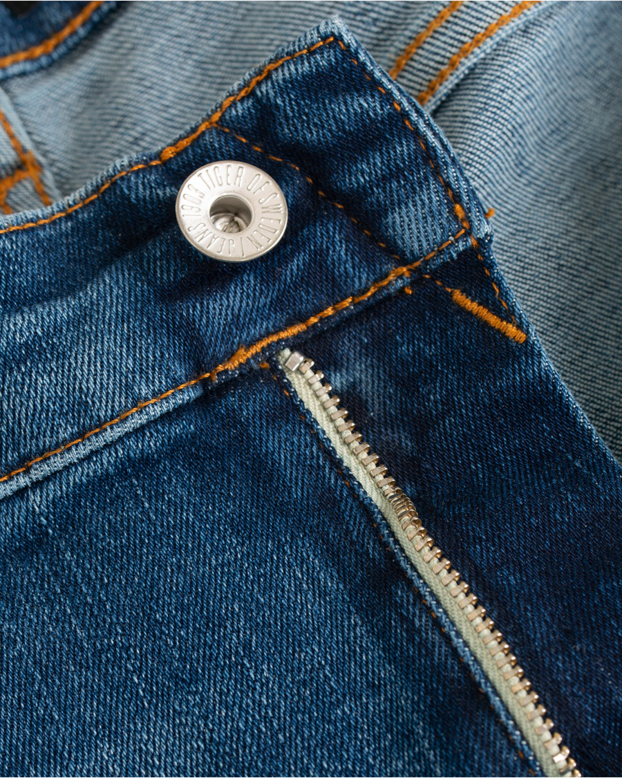 Heren | Jeans | Tiger of Sweden Jeans | Evolve Super Stretch Jeans Medium Blue