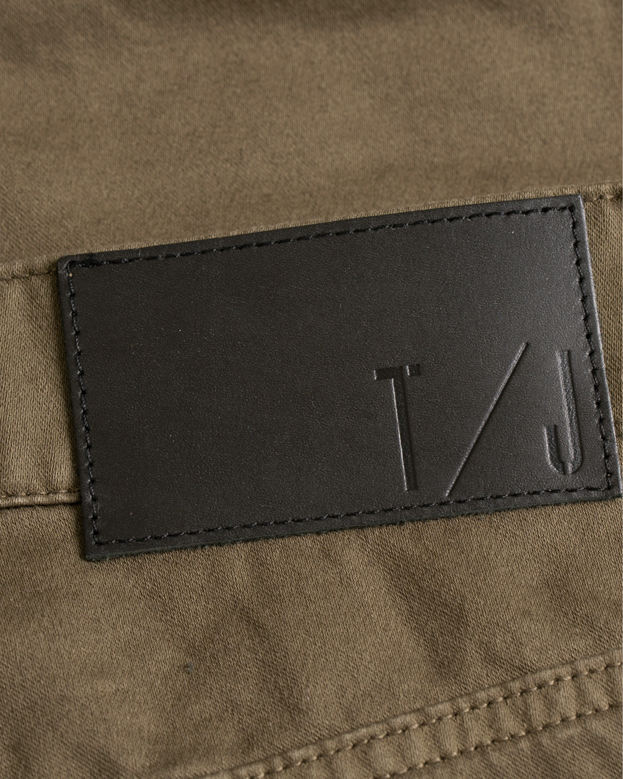 Heren | Broeken | Tiger of Sweden Jeans | Iggy 5-Pocket Trousers Dark Khaki