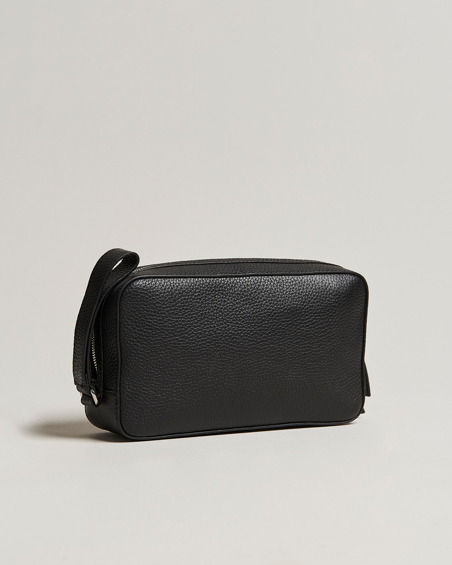 Men | Wash Bags | Tiger of Sweden | Wes Grained Leather Toilet Bag Black