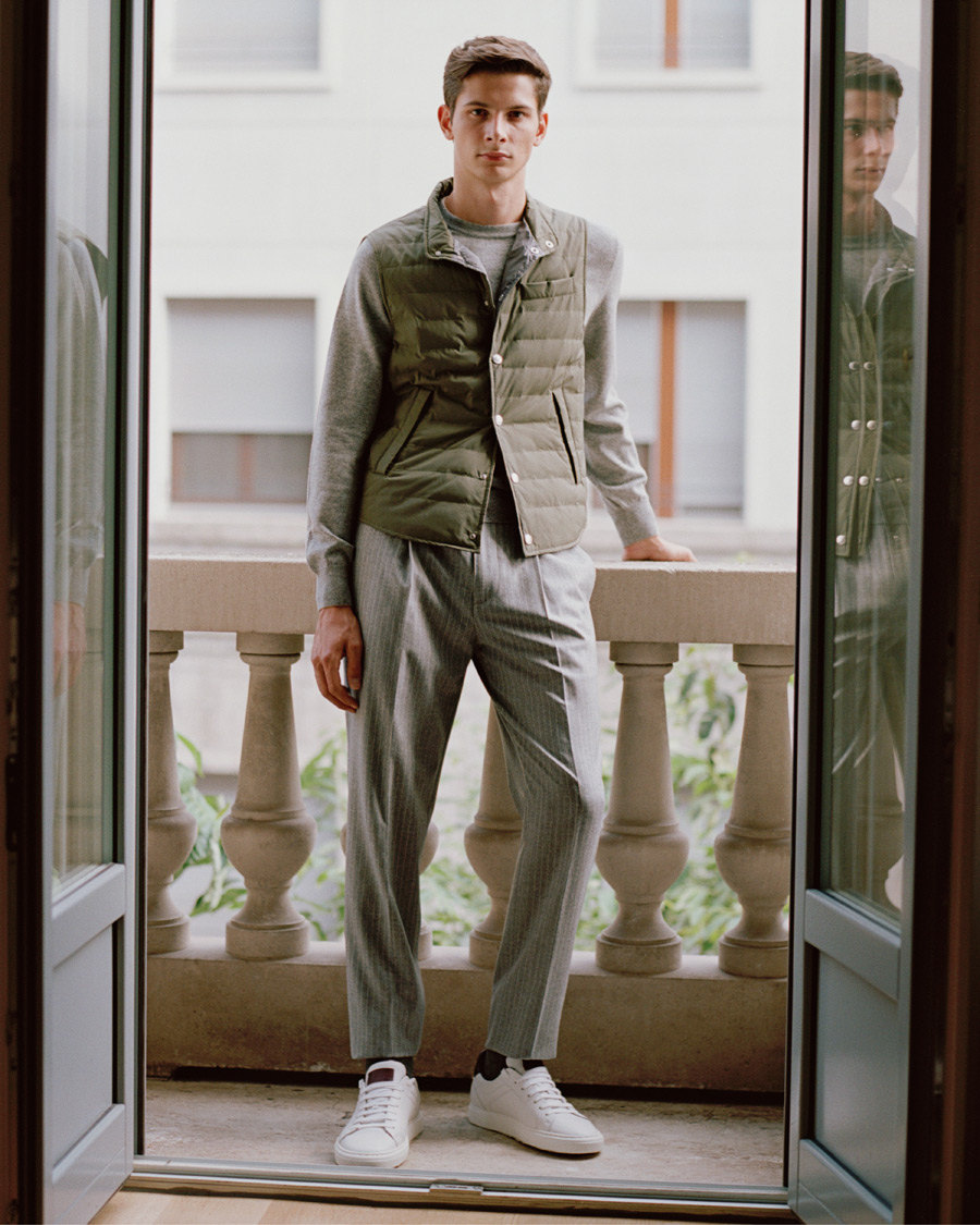 Heren | Broeken | Brunello Cucinelli | Slim Fit Pin Stripe Pleated Flannel Trousers Light Grey