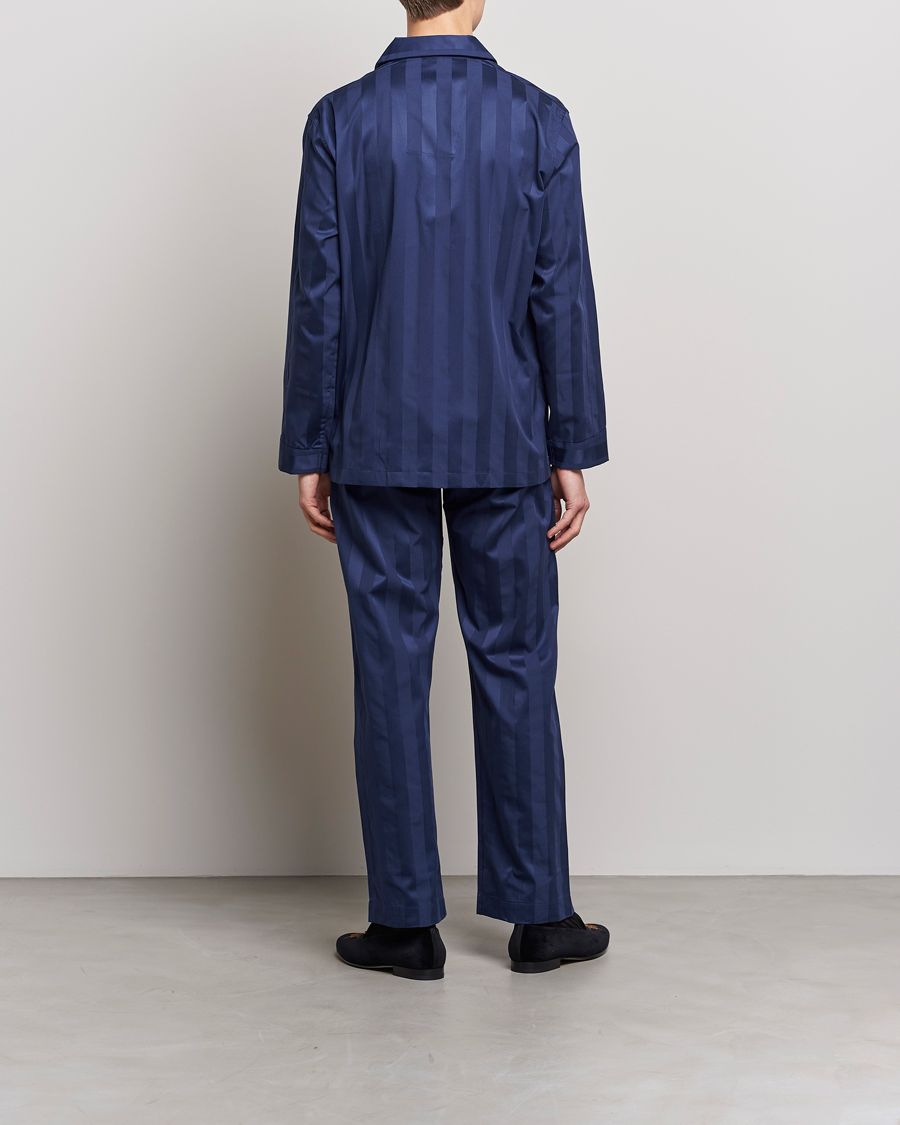 Heren | Pyjama's en gewaden | Derek Rose | Striped Cotton Satin Pyjama Set Navy
