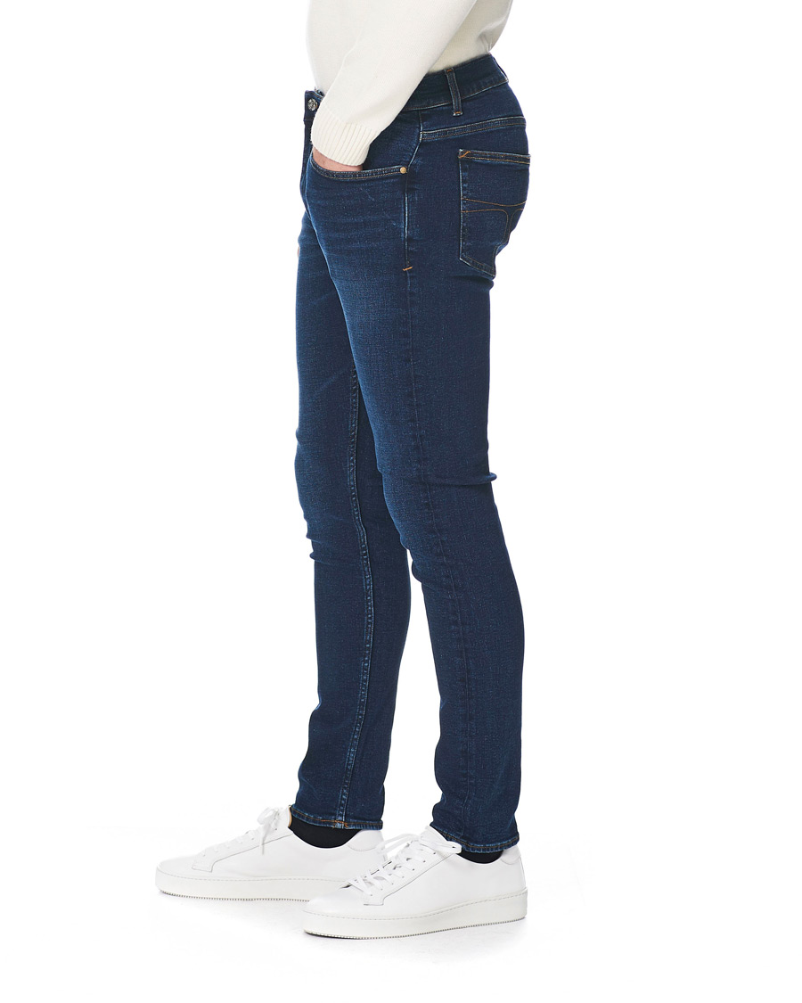 Heren | Jeans | Tiger of Sweden | Evolve Charm Superstretch Jeans Blue