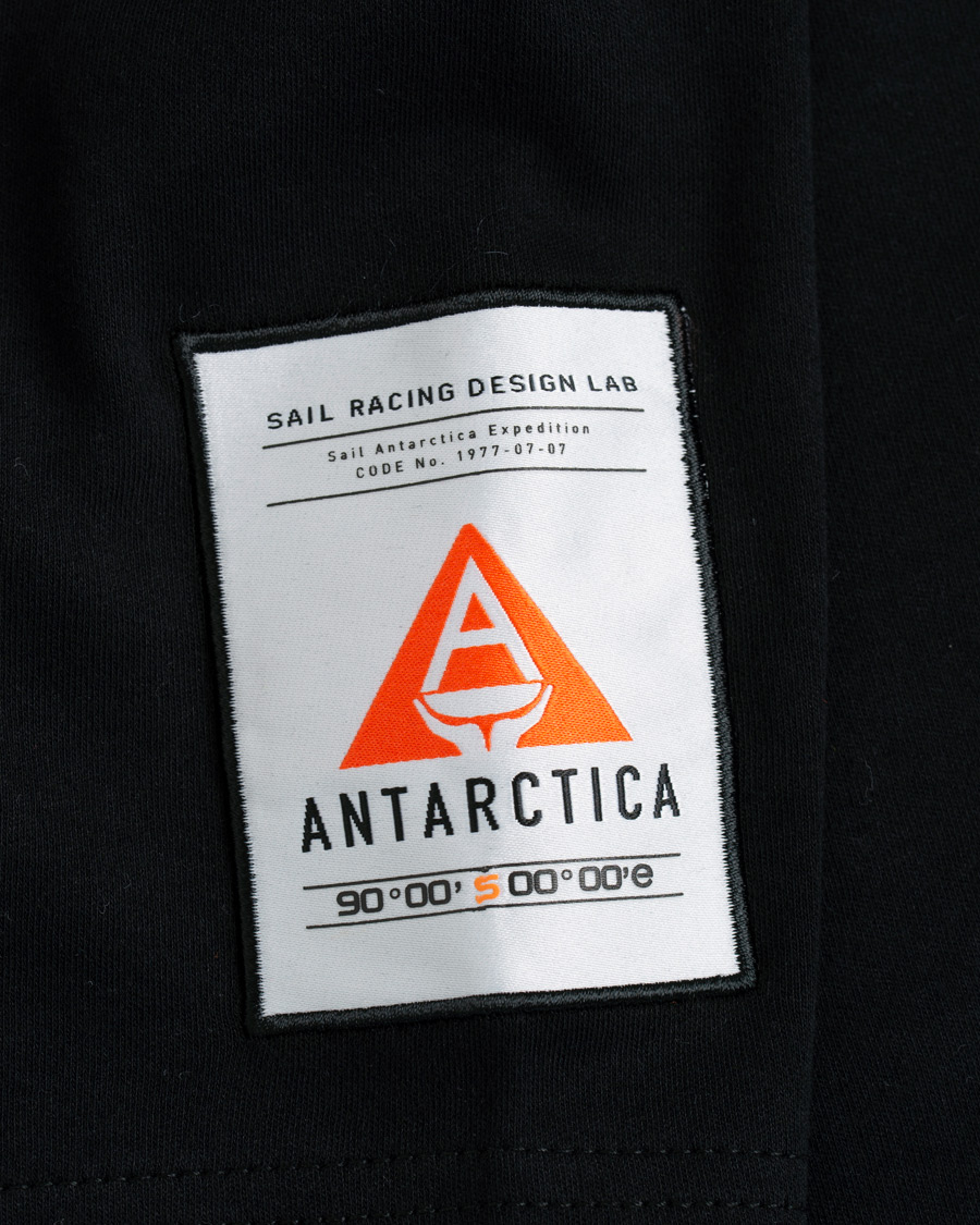 Heren | T-shirts | Sail Racing | Antarctica Crew Neck Tee Carbon