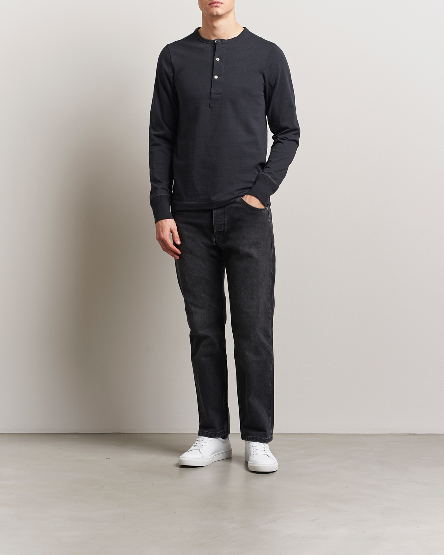 Heren | Truien | Merz b. Schwanen | Classic Organic Cotton Henley Sweater Charcoal