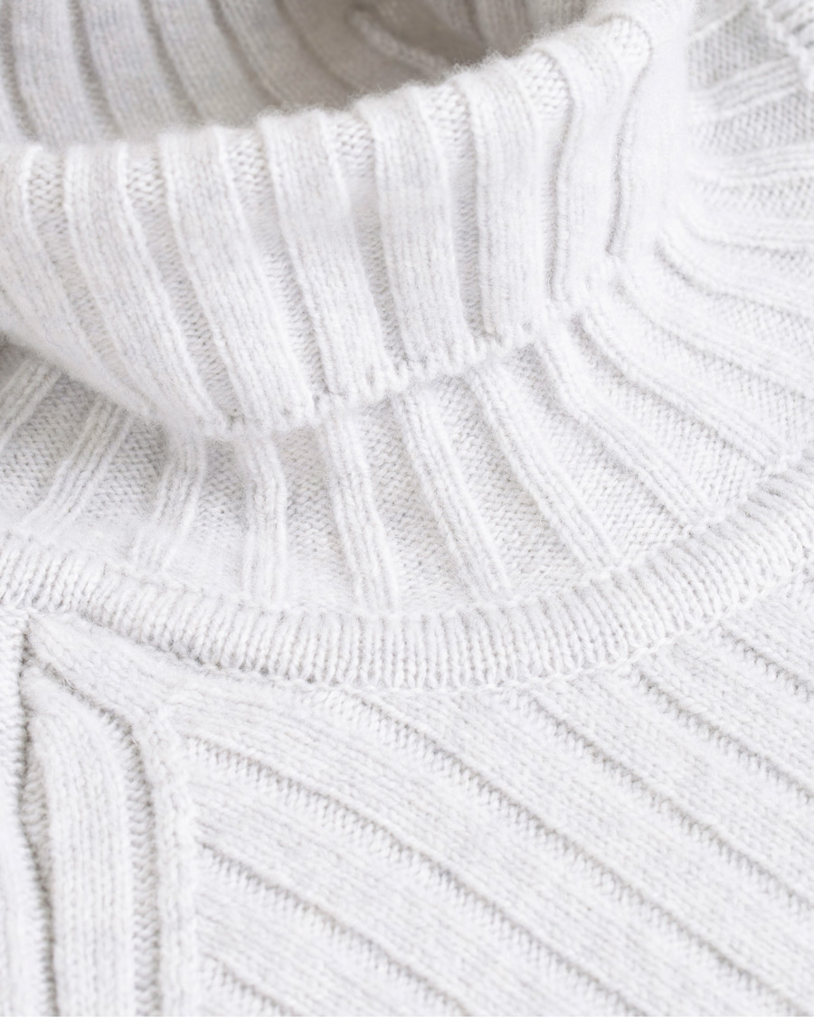 Heren | Truien | John Smedley | Roman Wool/Cashmere Ribbed Roll Neck Soft Grey