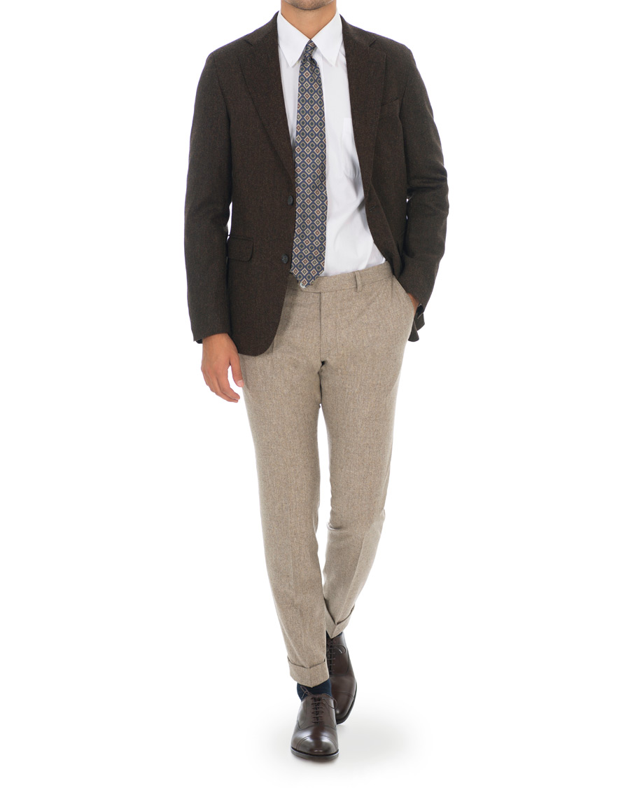Heren | Broeken | Oscar Jacobson | Dean Turn Up Flannel Trousers Beige