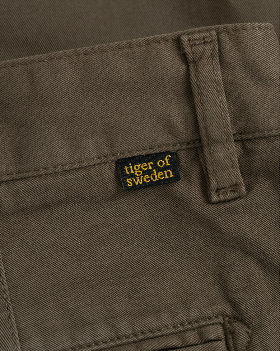 Heren | Broeken | Tiger of Sweden Jeans | River Stretch Pants Timber Brown