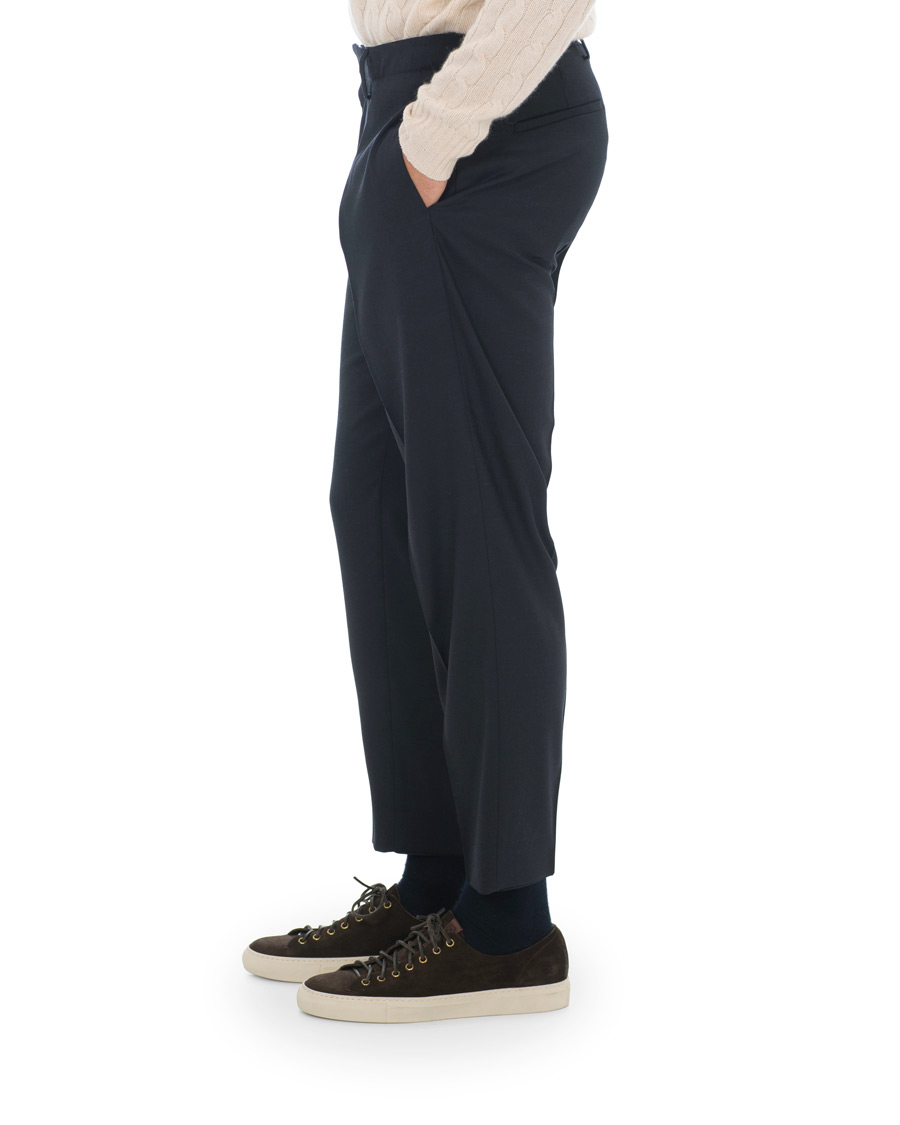 Heren | Broeken | Tiger of Sweden | Tarine Cropt Pleated Trousers Navy