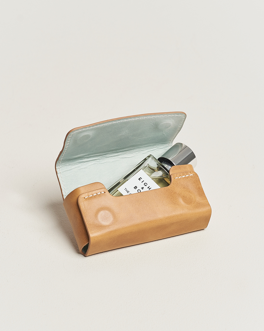 Heren |  | Eight & Bob | Perfume Leather Case Camel
