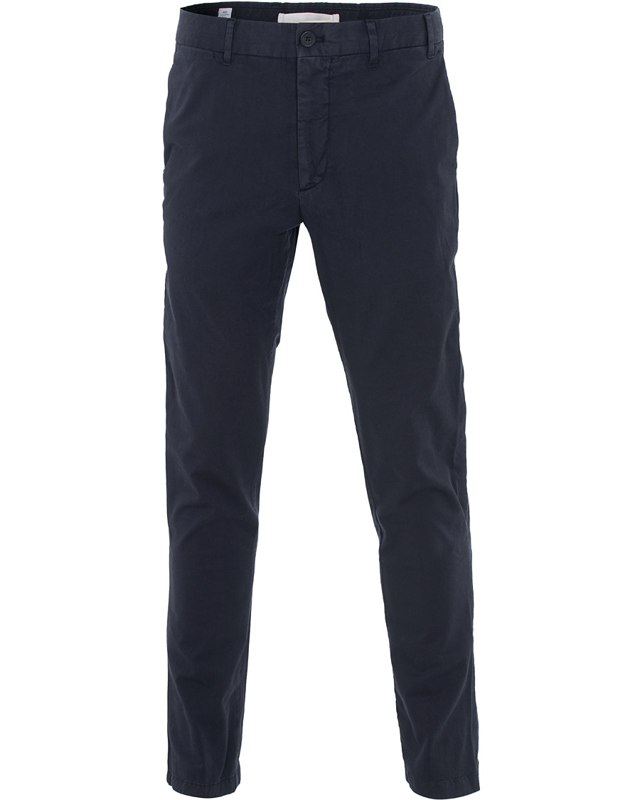 Heren | Broeken | Norse Projects | Aros Slim Light Stretch Chinos Dark Navy