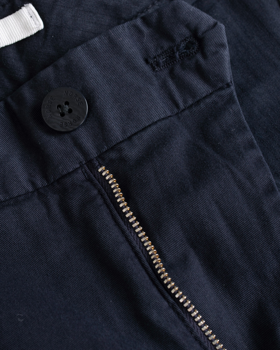 Heren | Broeken | Norse Projects | Aros Slim Light Stretch Chinos Dark Navy