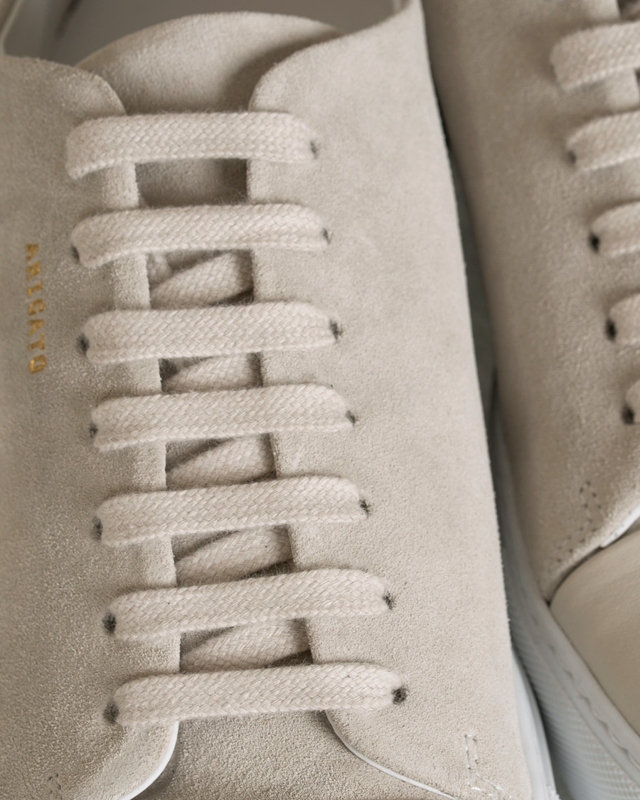 Heren | Axel Arigato Cap Toe Sneaker Off White Suede | Axel Arigato | Cap Toe Sneaker Off White Suede