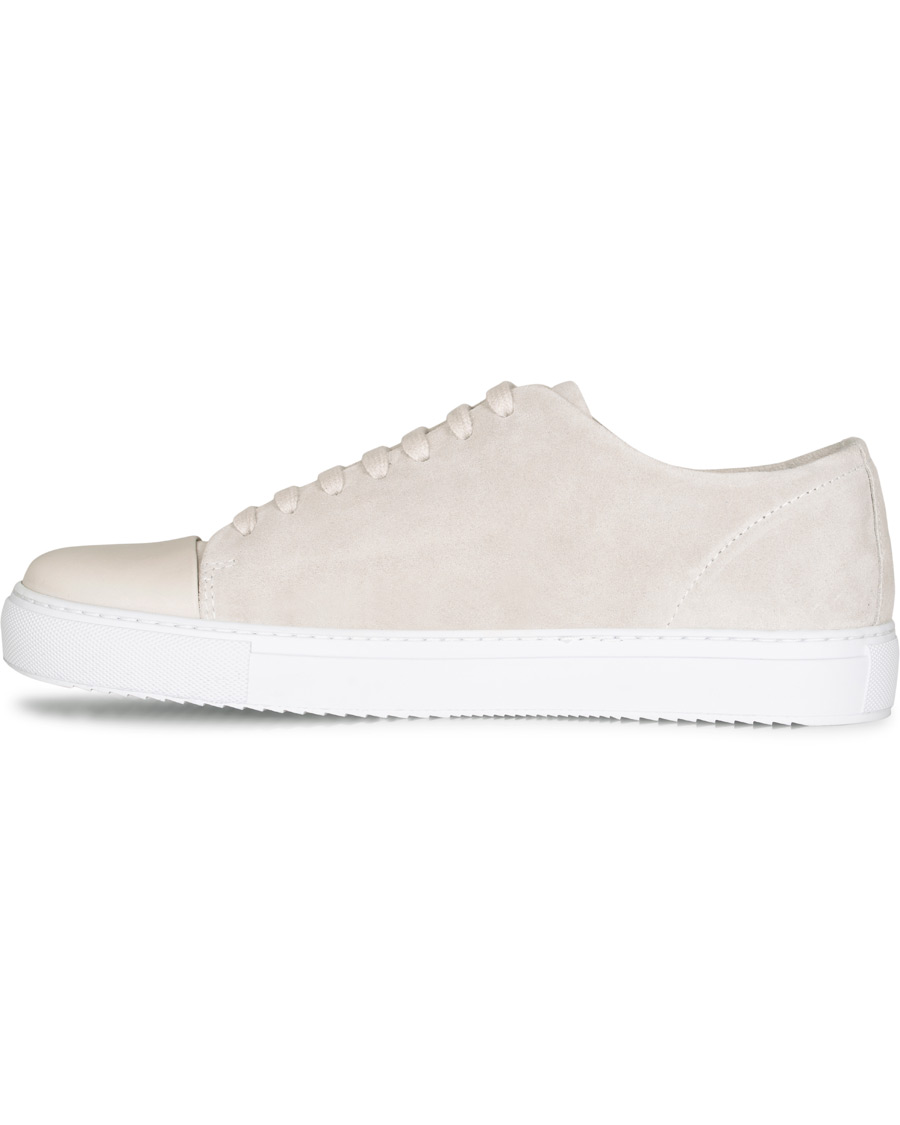 Heren | Axel Arigato Cap Toe Sneaker Off White Suede | Axel Arigato | Cap Toe Sneaker Off White Suede