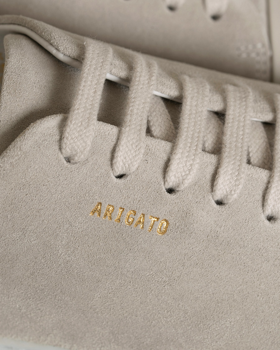 Heren | Axel Arigato Cap Toe Sneaker Off White Suede | Axel Arigato | Cap Toe Sneaker Off White Suede
