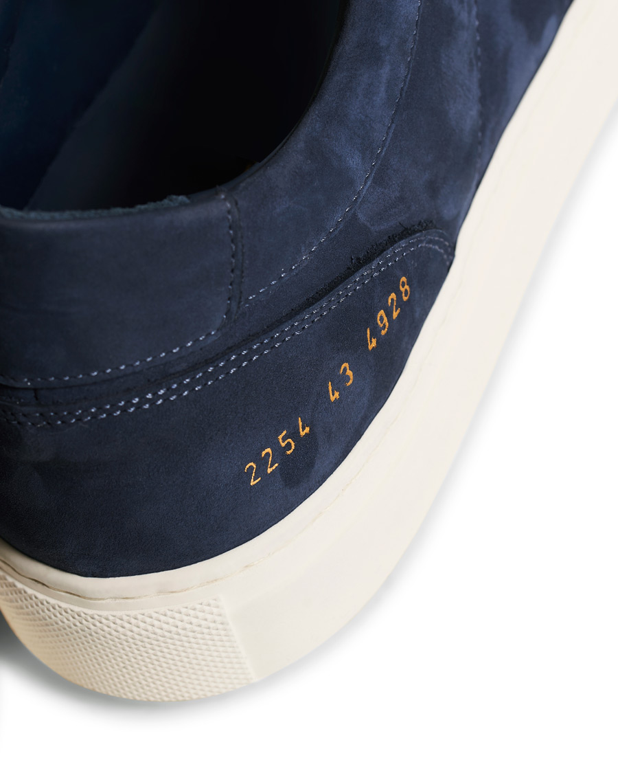 Heren | Common Projects Resort Classic Sneaker Navy Nubuck | Common Projects | Resort Classic Sneaker Navy Nubuck