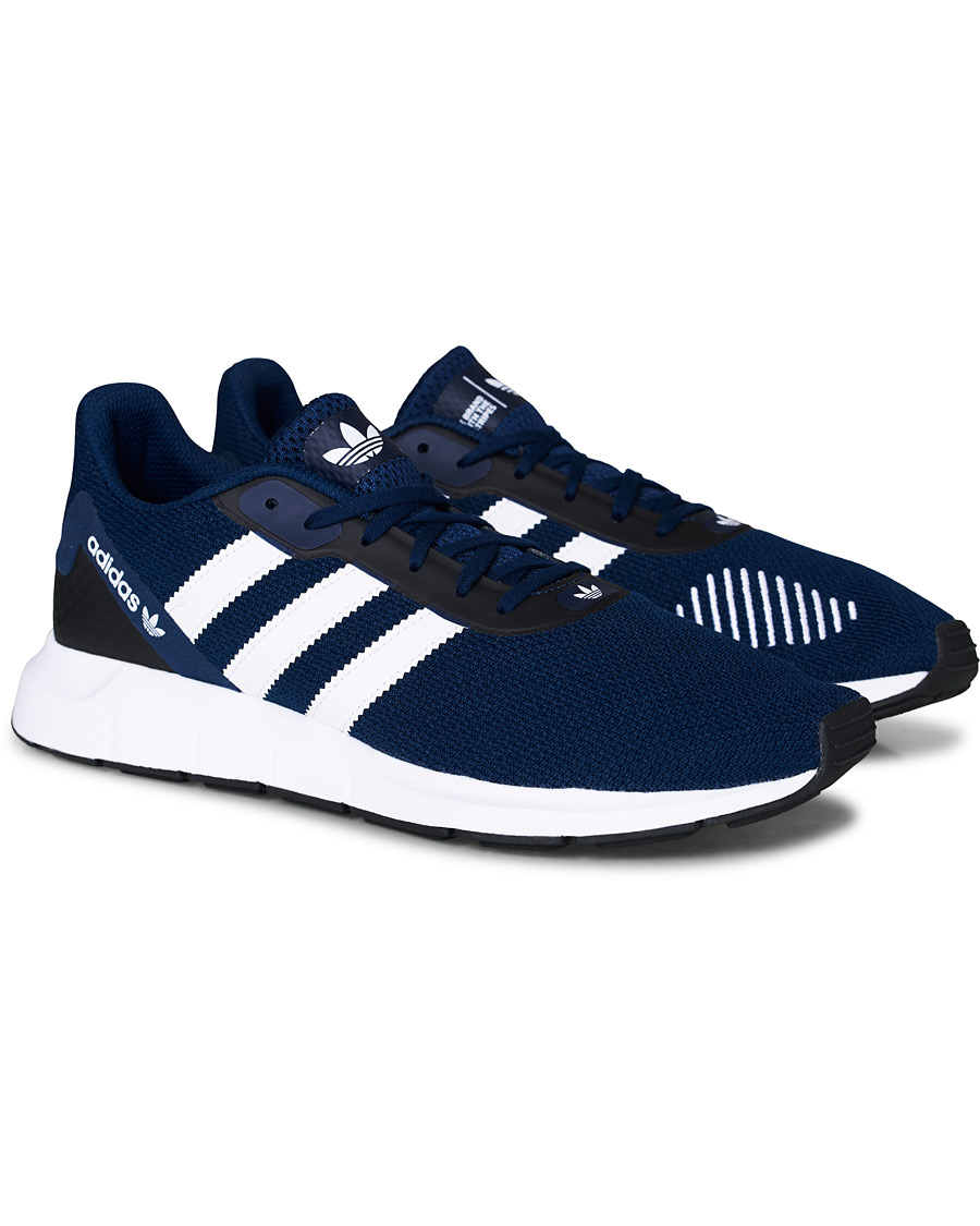 Heren | adidas Originals Swift Run Sneaker Collegiate Navy | adidas Originals | Swift Run Sneaker Collegiate Navy