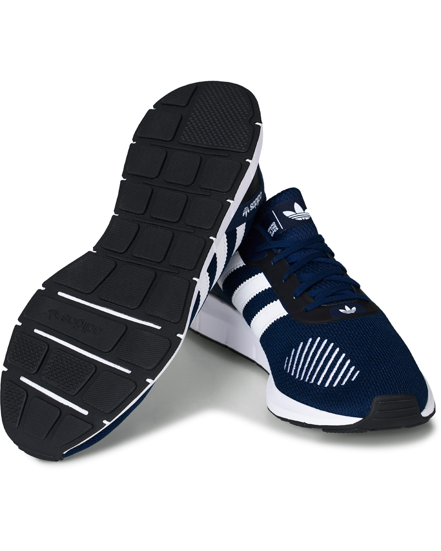 Heren | adidas Originals Swift Run Sneaker Collegiate Navy | adidas Originals | Swift Run Sneaker Collegiate Navy