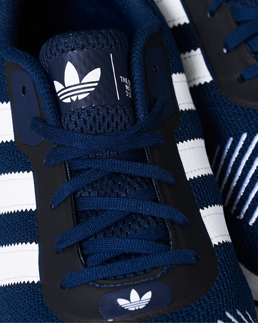 Heren | adidas Originals Swift Run Sneaker Collegiate Navy | adidas Originals | Swift Run Sneaker Collegiate Navy