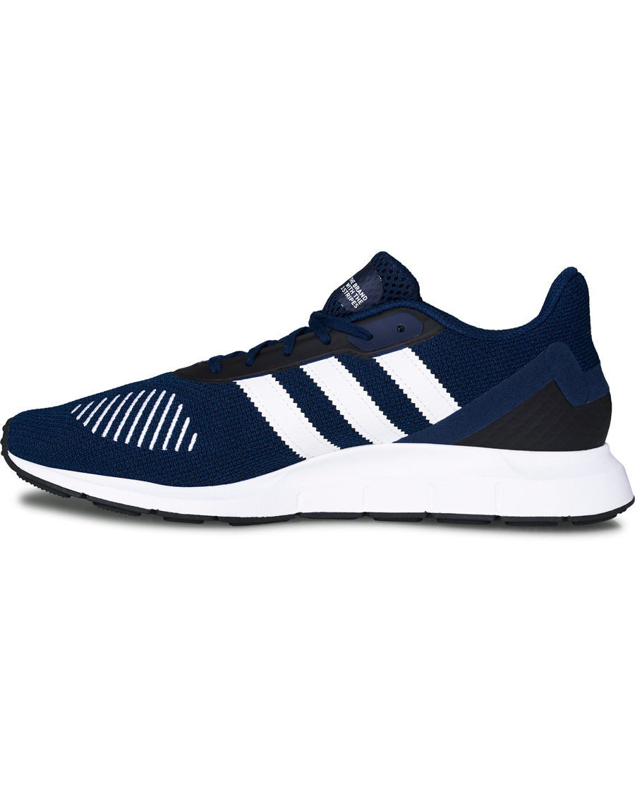 Heren | adidas Originals Swift Run Sneaker Collegiate Navy | adidas Originals | Swift Run Sneaker Collegiate Navy