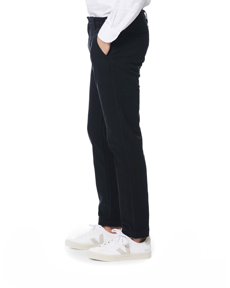 Heren | Broeken | Levi's | Garment Dyed Stretch Chino Mineral Black