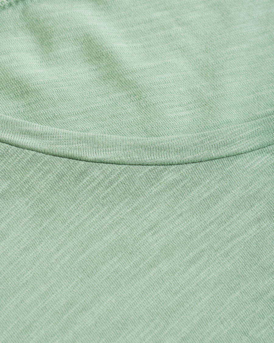 Heren | T-shirts | Nudie Jeans | Roger Slub Crew Neck Tee Pale Green