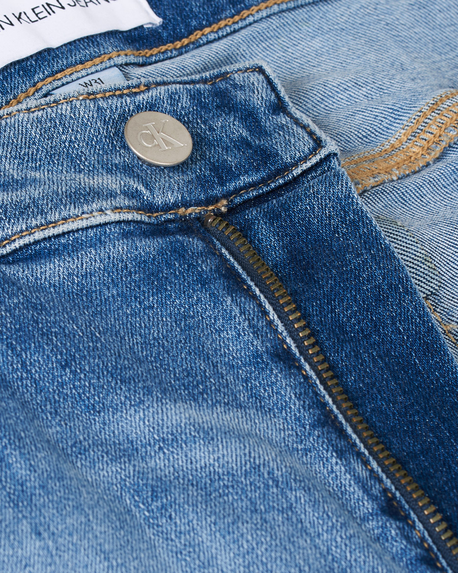 Heren | Korte broek | Calvin Klein Jeans | Regular Fit Destroyed Shorts Bright Blue