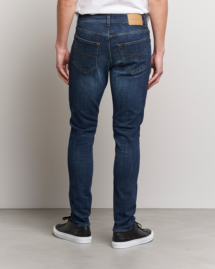 Heren | Jeans | Tiger of Sweden | Evolve Super Stretch Top Jeans Medium Blue