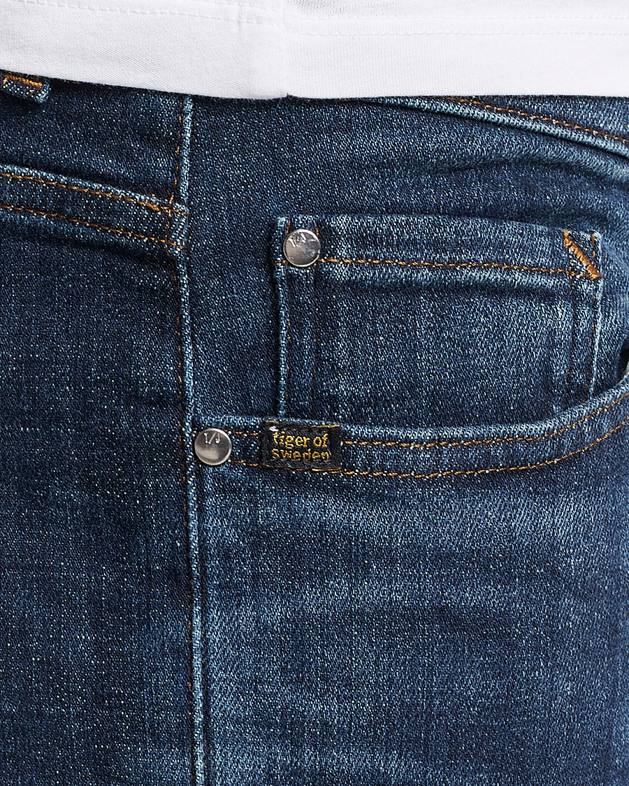 Heren | Jeans | Tiger of Sweden | Evolve Super Stretch Top Jeans Medium Blue