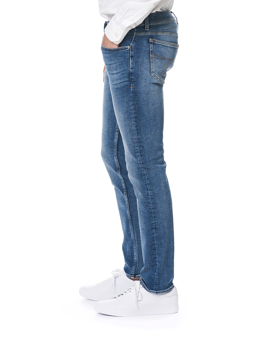 Heren | Jeans | Tiger of Sweden Jeans | Leon Super Stretch Coen Jeans Light Washed