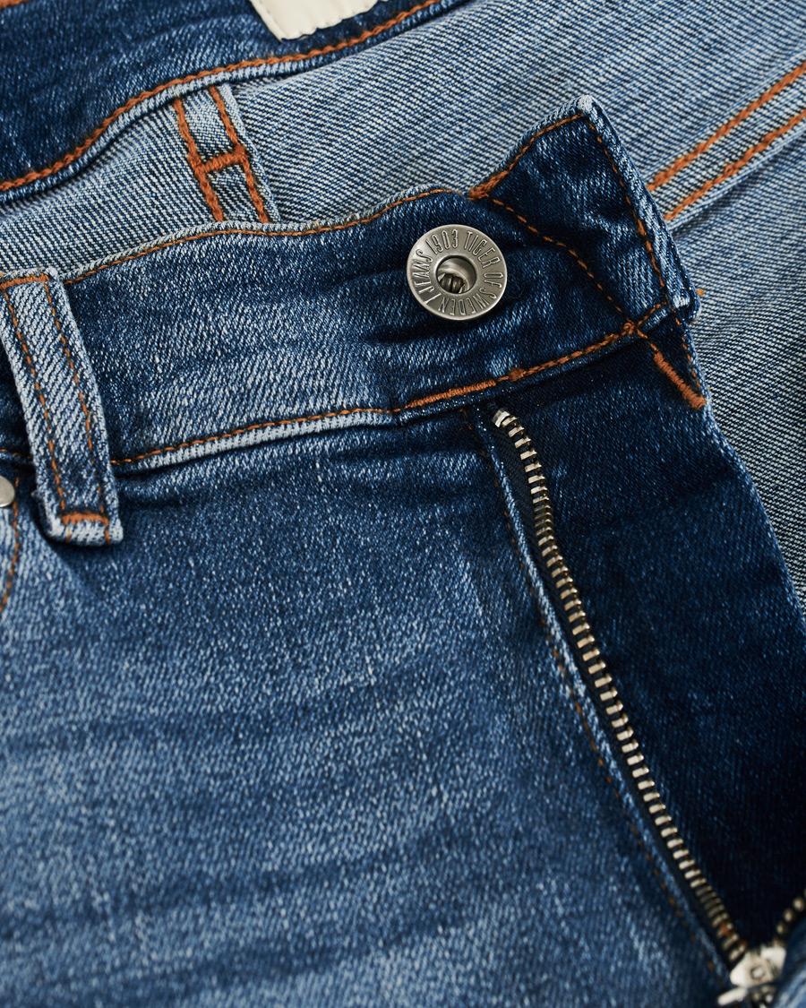 Heren | Jeans | Tiger of Sweden Jeans | Leon Super Stretch Coen Jeans Light Washed