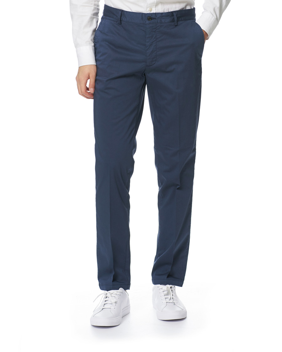 Heren | Broeken | Tiger of Sweden | Truman Satin Chinos Navy