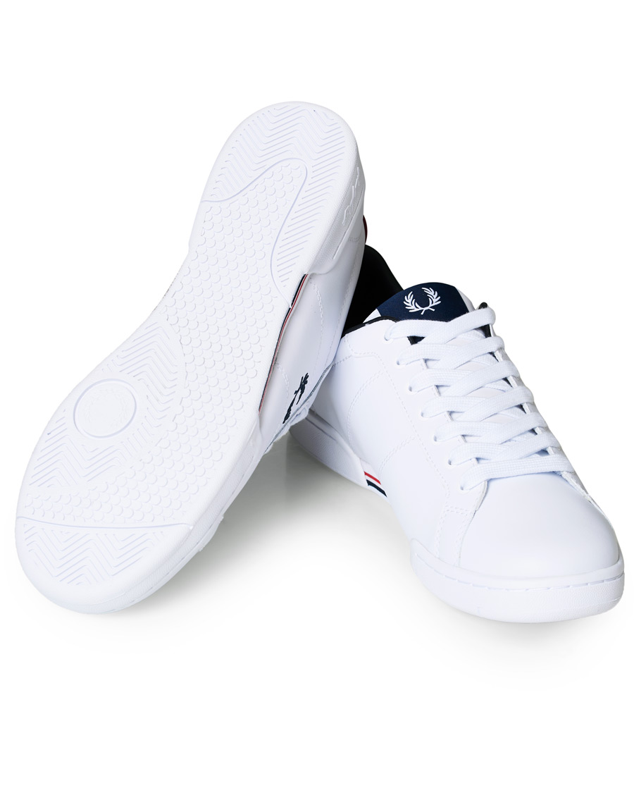 Heren | Fred Perry B722 Leather Sneaker White/Navy | Fred Perry | B722 Leather Sneaker White/Navy