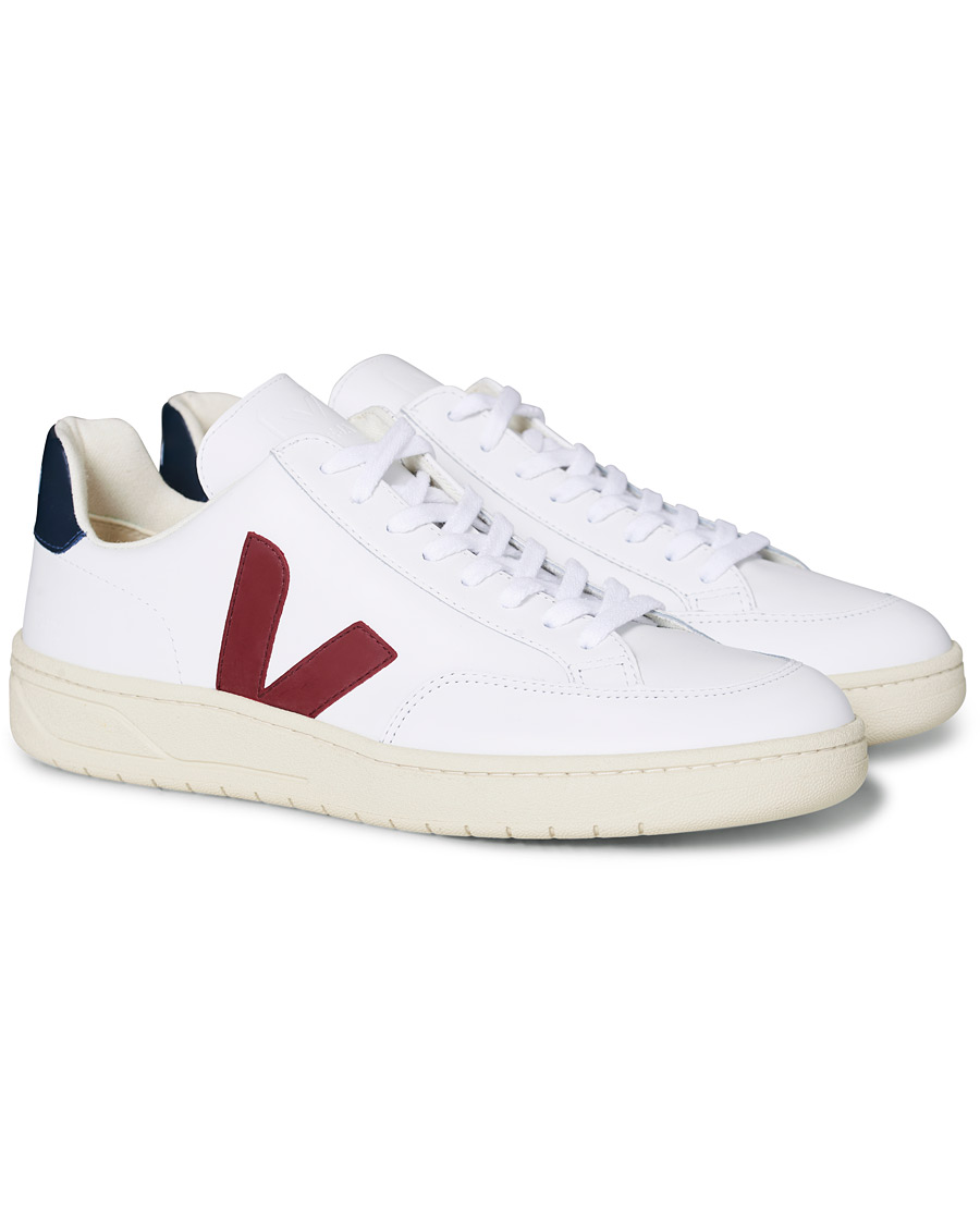 Heren | Veja V-12 Leather Sneaker White Marsala/Nautico | Veja | V-12 Leather Sneaker White Marsala/Nautico