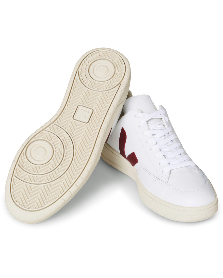 Heren | Veja V-12 Leather Sneaker White Marsala/Nautico | Veja | V-12 Leather Sneaker White Marsala/Nautico