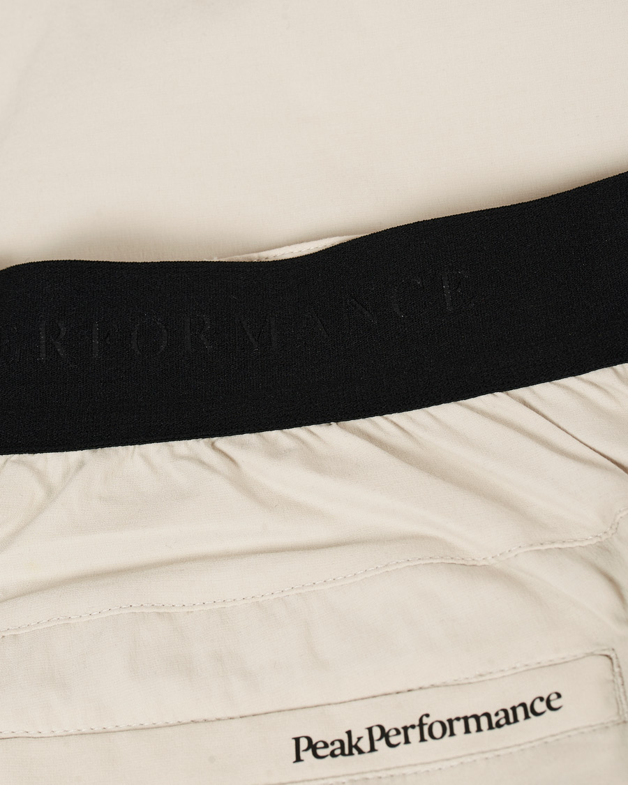 Heren | Korte broek | Peak Performance | Player Shorts Beige