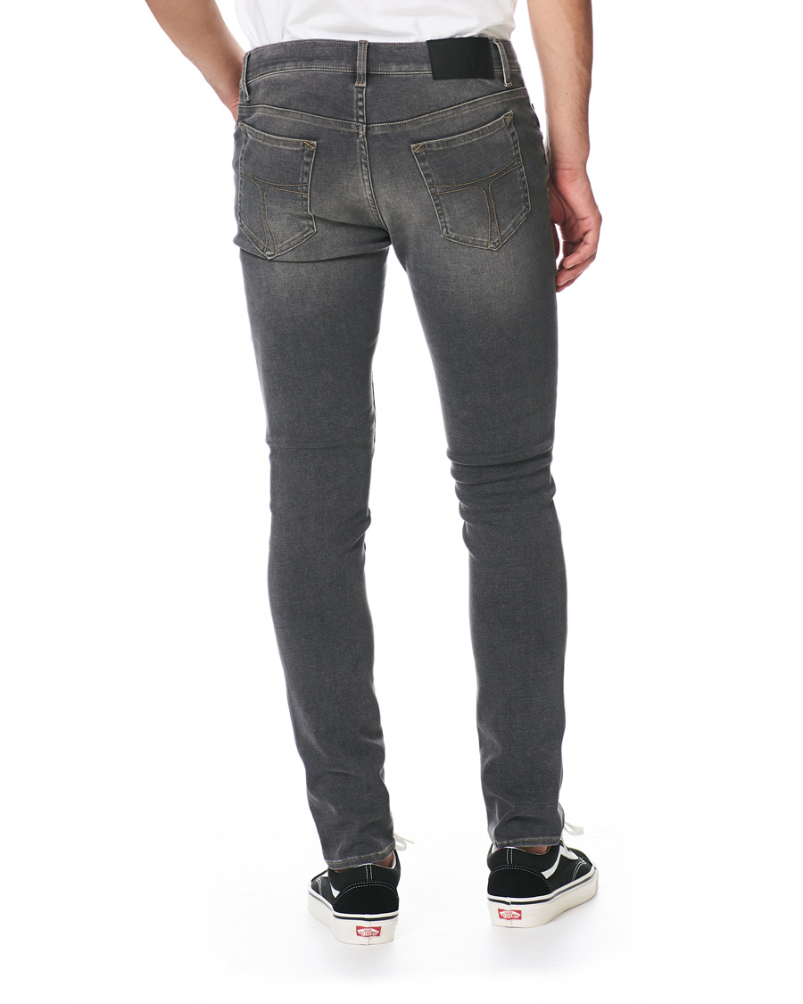 Heren | Jeans | Tiger of Sweden Jeans | Slim Trip Organic Cotton Stretch Jeans Grey