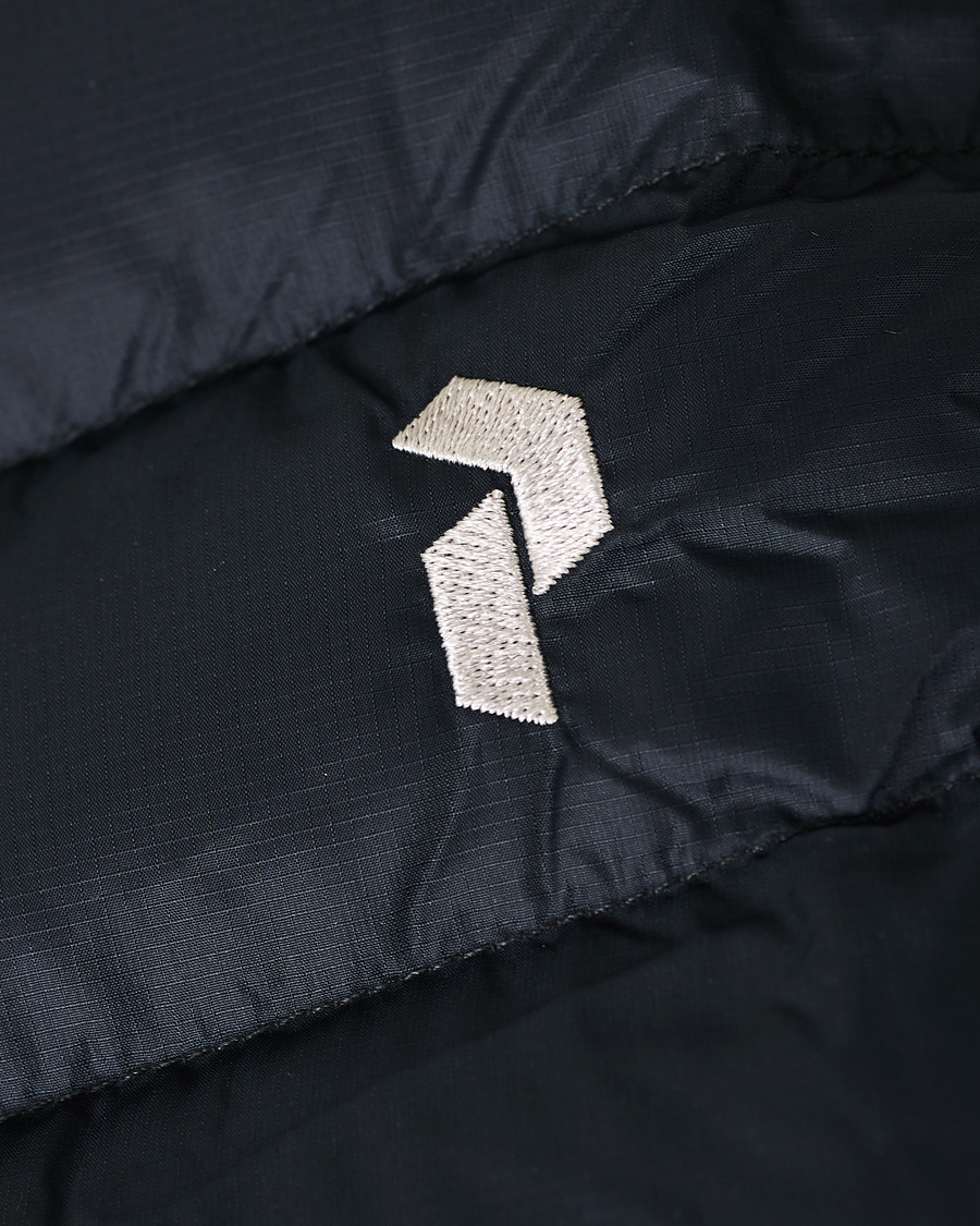 Heren | Jassen | Peak Performance | Frost Liner Down Hooded Jacket Black