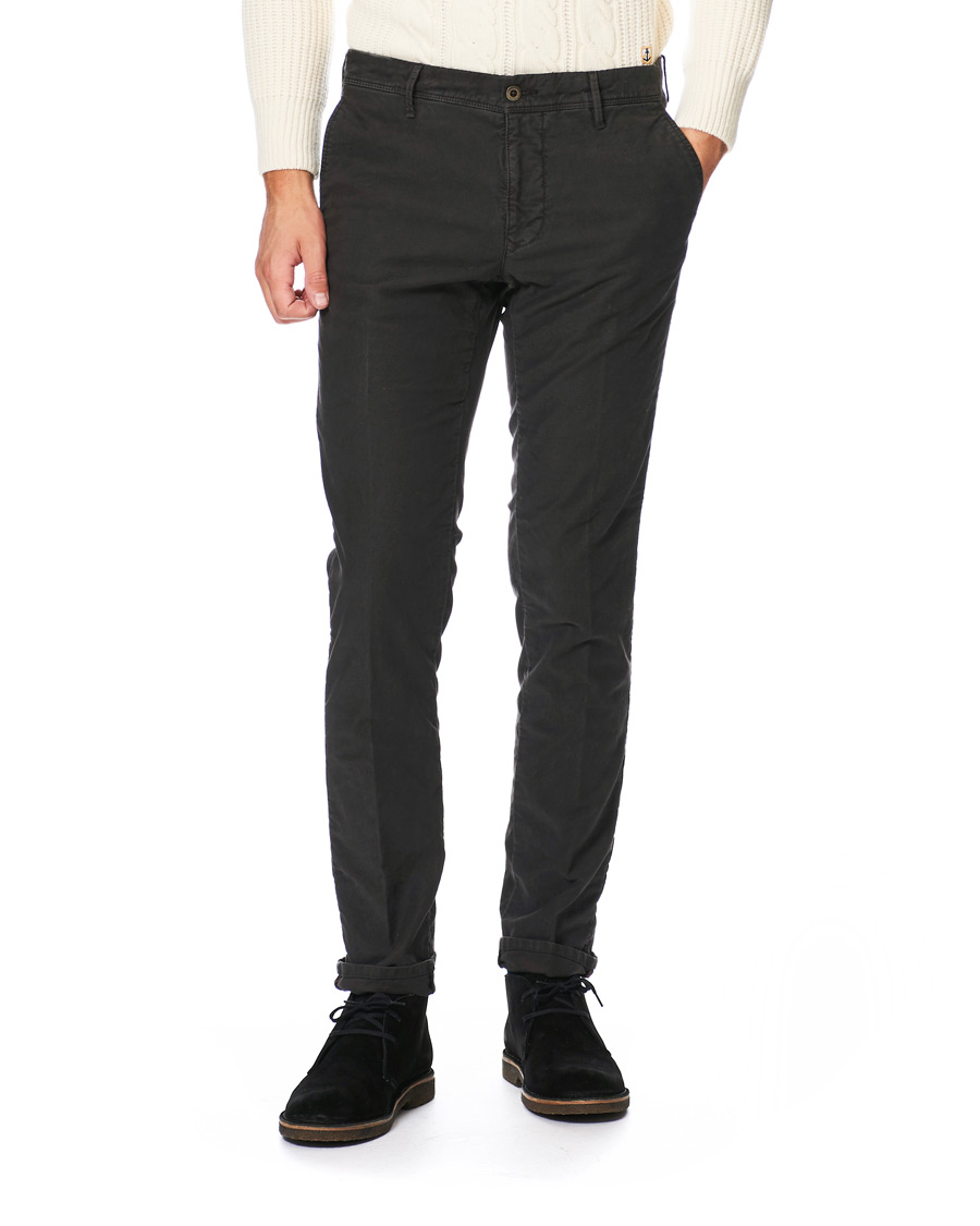 Heren | Broeken | Incotex | Slim Fit Garment Dyed Washed Slacks Black