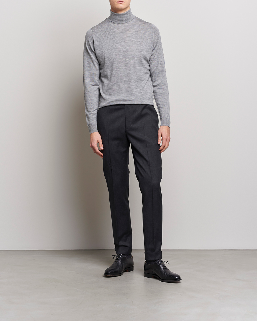 Heren | Truien | John Smedley | Cherwell Extra Fine Merino Rollneck Silver