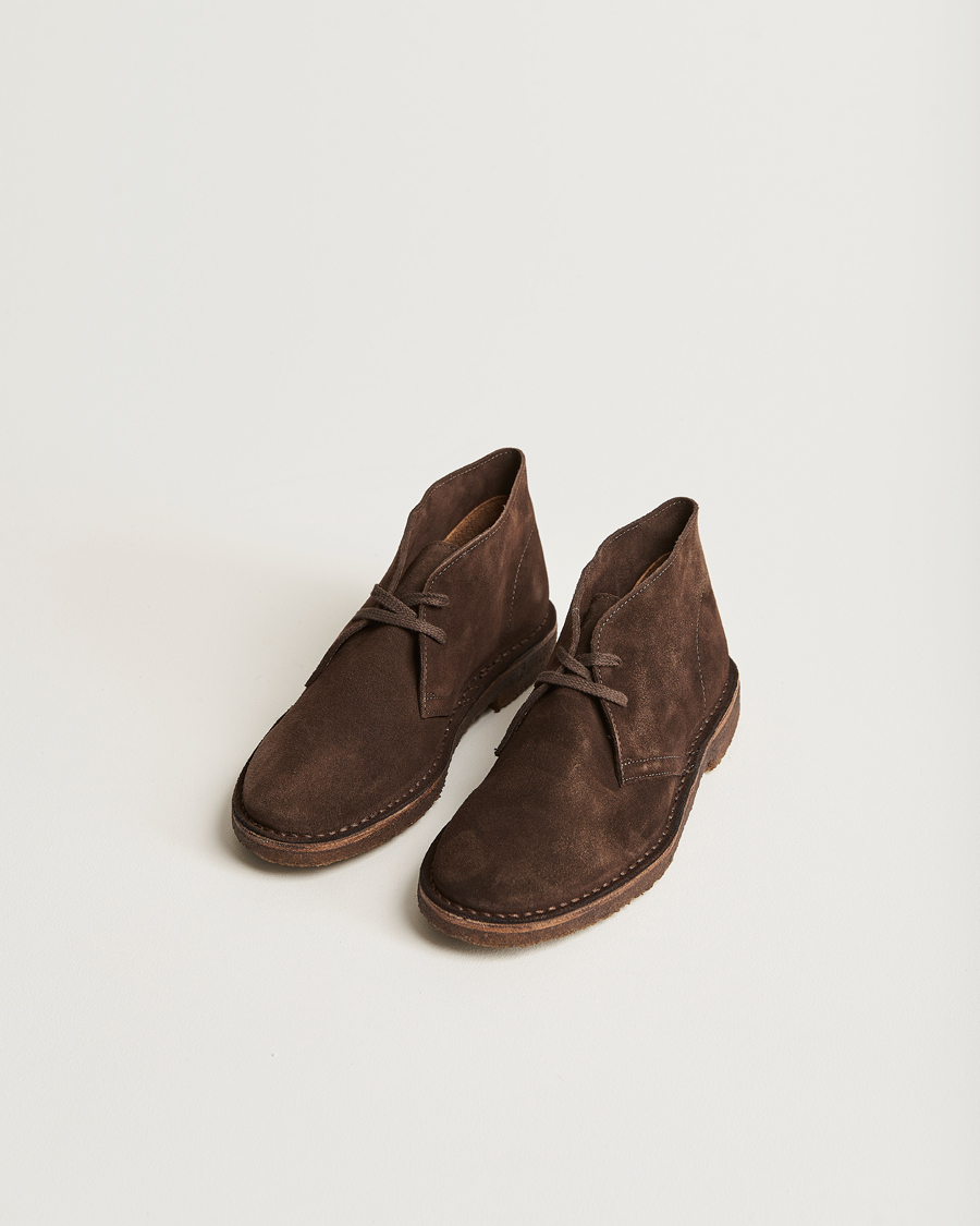 Heren | Best of British | Drake's | Clifford Suede Desert Boots Dark Brown