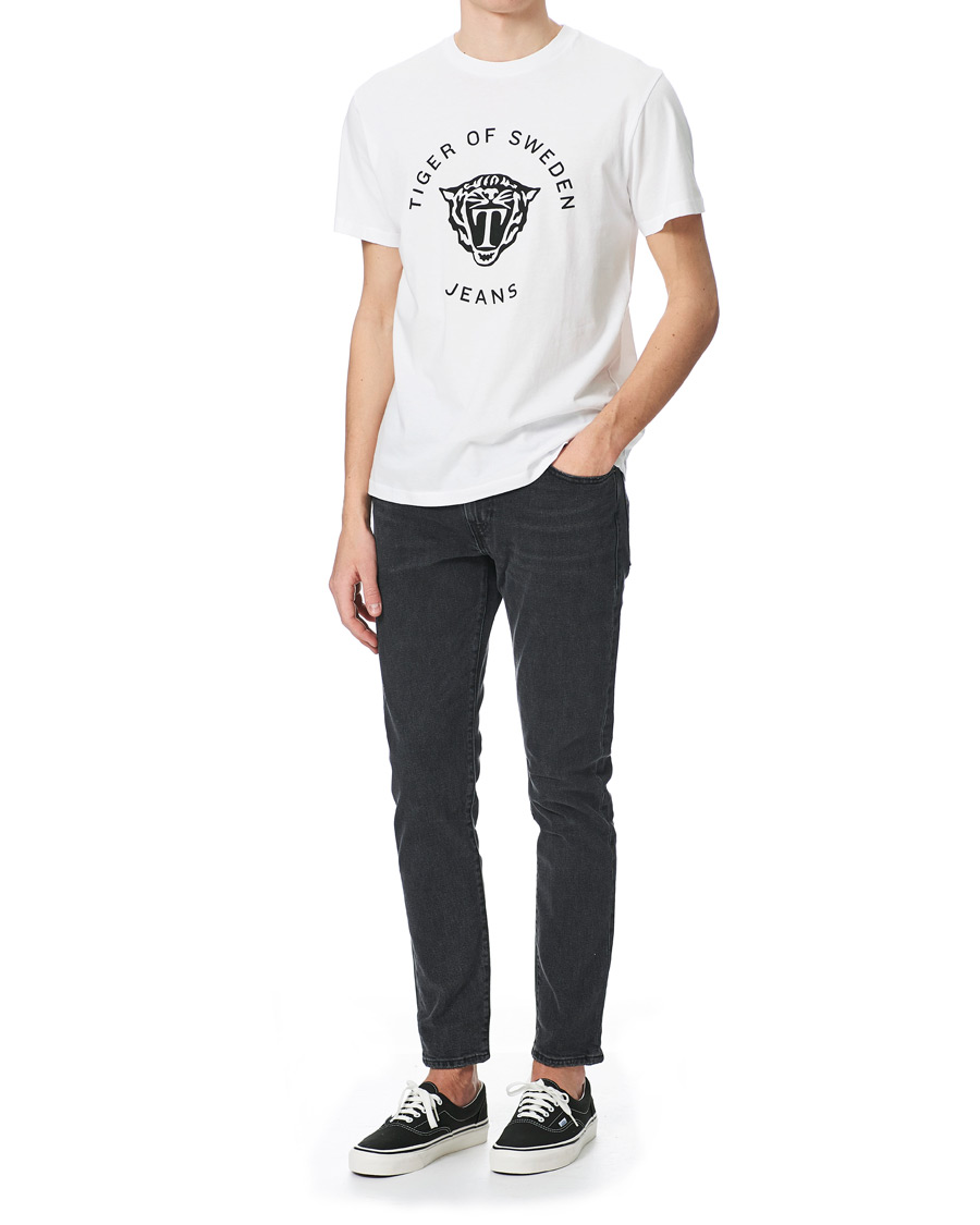 Heren | T-shirts | Tiger of Sweden Jeans | Fleek Logo Crew Neck Tee White