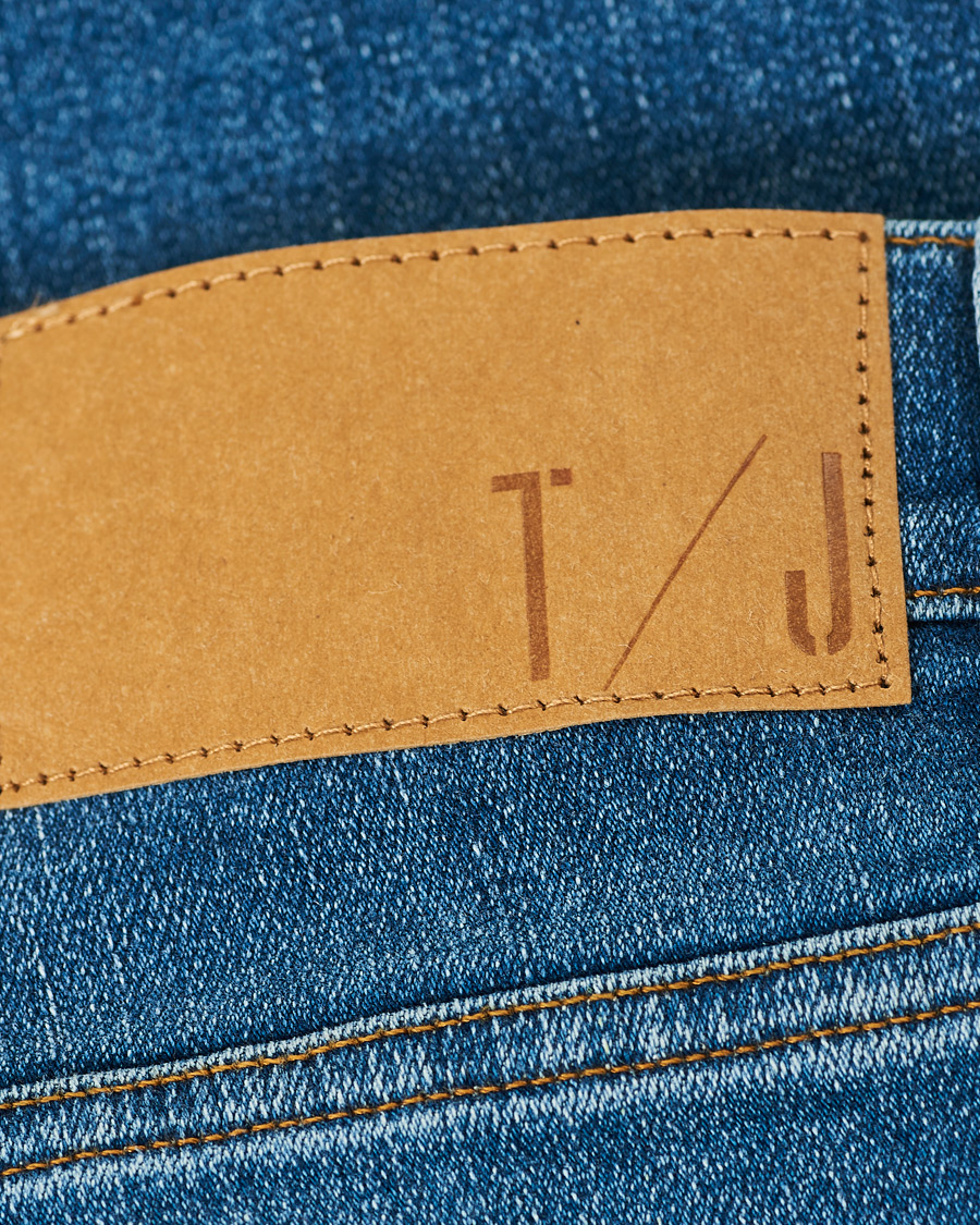 Heren | Jeans | Tiger of Sweden Jeans | Evolve Super Stretch Tide Jeans Light Blue