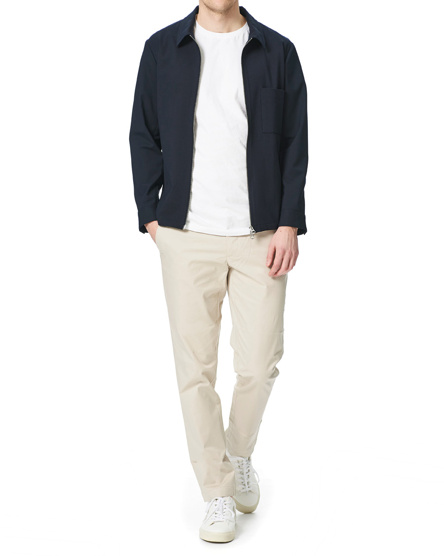 Heren | Broeken | J.Lindeberg | Chaze Super Satin Strech Chinos Sand Grey