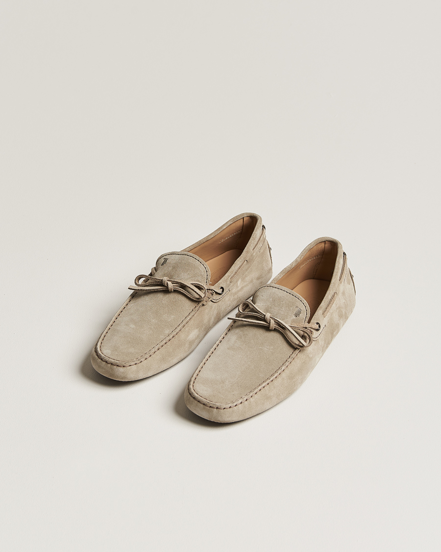 Heren | Handgemaakte schoenen | Tod's | Lacetto Gommino Carshoe Taupe Suede