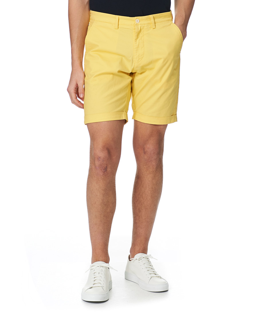 Heren | Korte broek | GANT | Regular Sunbleached Shorts Brimstone Yellow