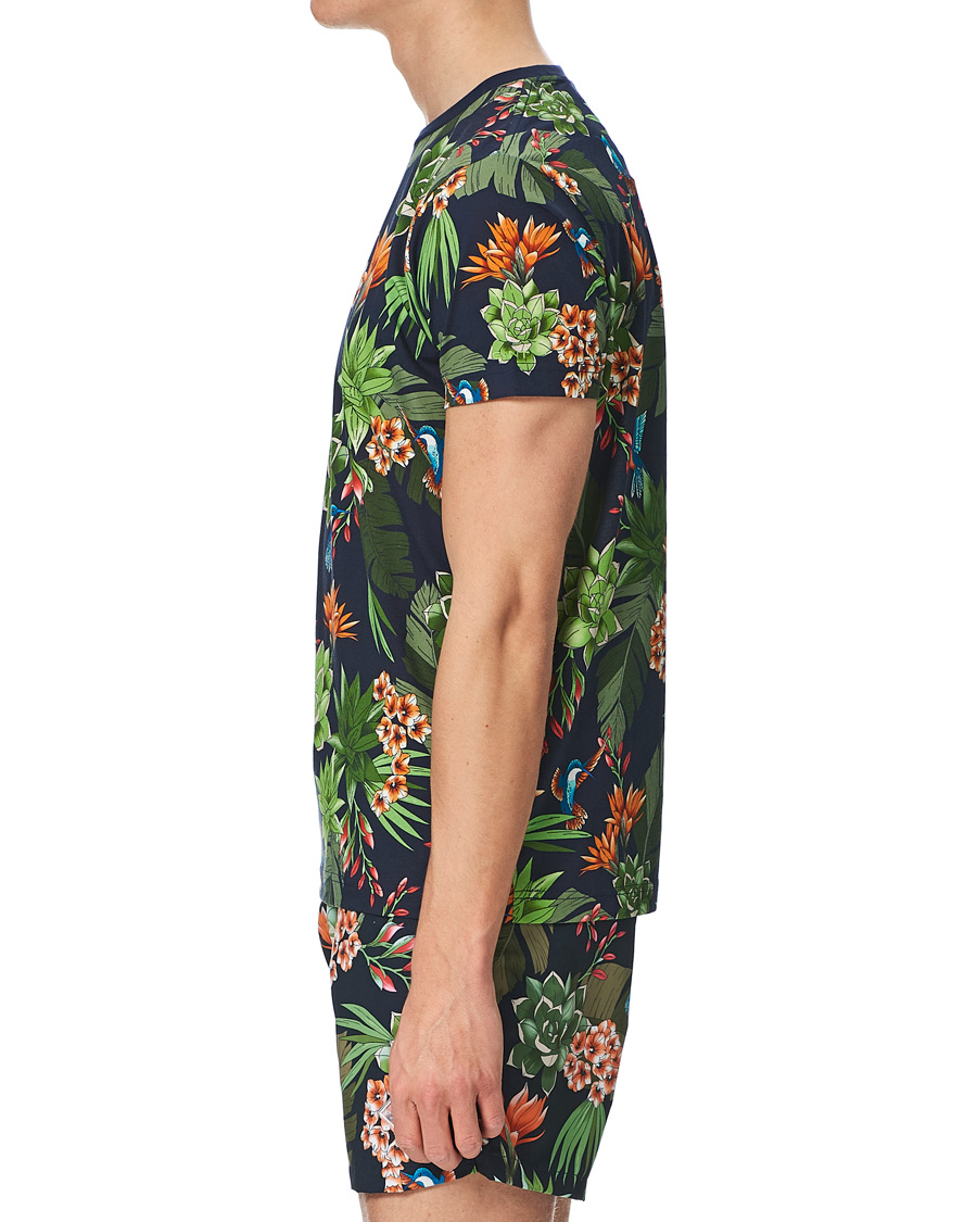 Heren | T-shirts | GANT | Printed Humming Garden Tee Evening Blue