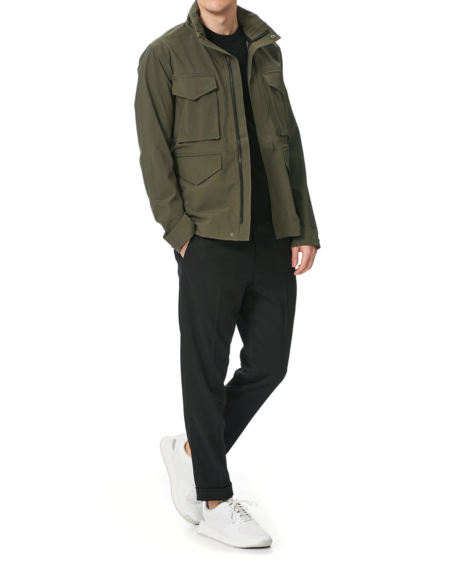 Heren | Jassen | Peak Performance | Softshell Field Jacket Black Olive